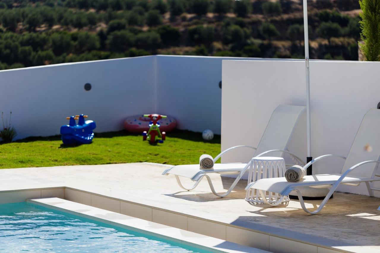 Aerin Villa, A Sublime Sanctuary, By Thinkvilla Roupai Eksteriør bilde