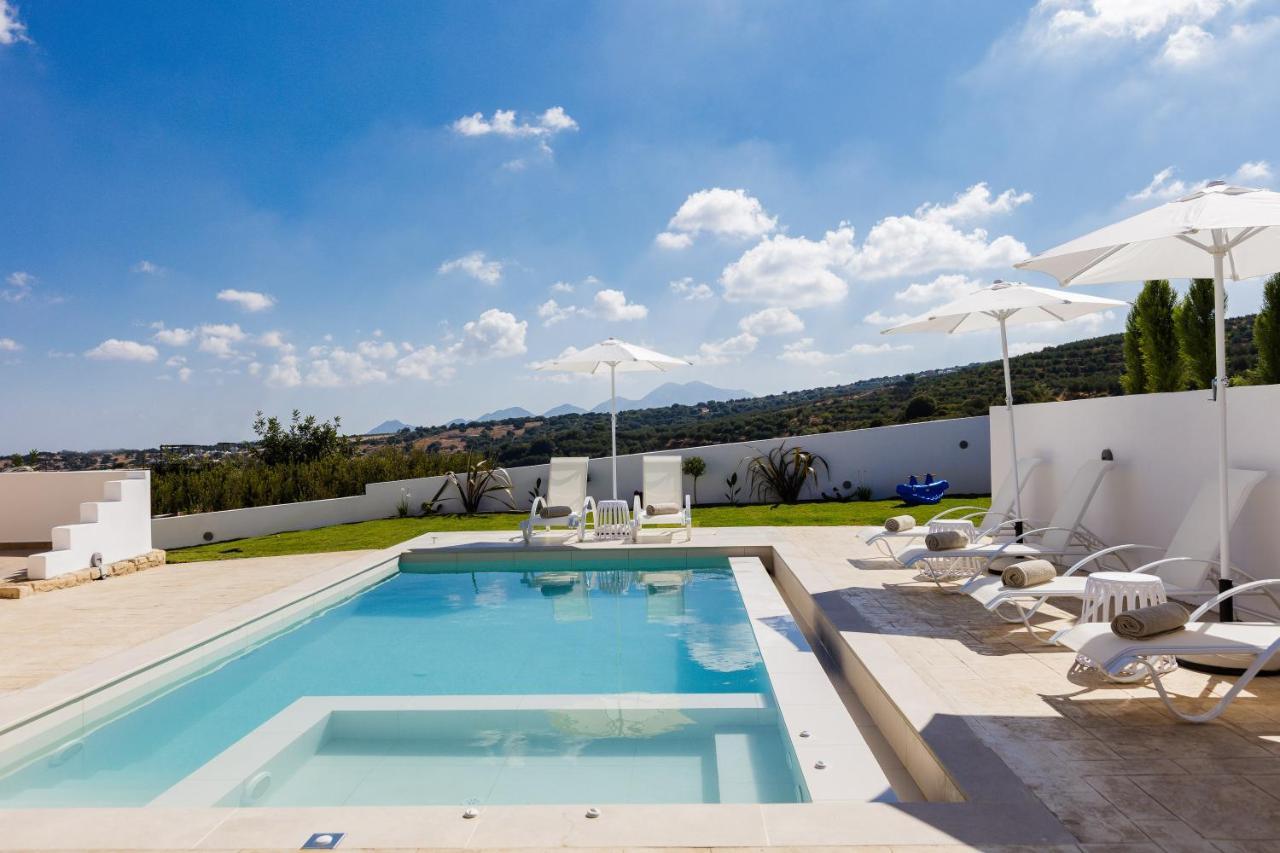Aerin Villa, A Sublime Sanctuary, By Thinkvilla Roupai Eksteriør bilde
