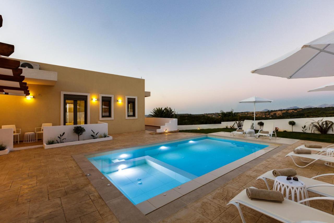Aerin Villa, A Sublime Sanctuary, By Thinkvilla Roupai Eksteriør bilde